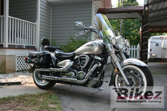 2005 Yamaha Road Star Silverado 1700 photo